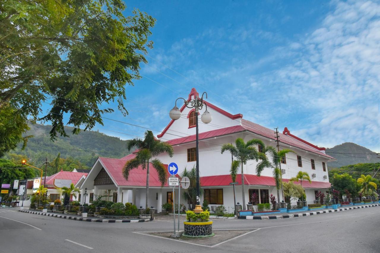 Khas Ombilin Hotel Sawahlunto 外观 照片
