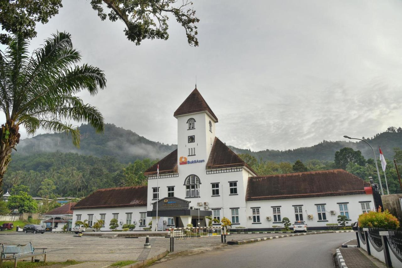 Khas Ombilin Hotel Sawahlunto 外观 照片